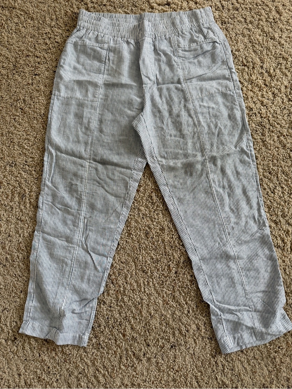 Caslon Women's Blue & White Pinstripe Capris